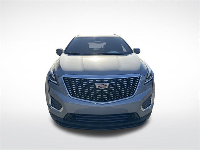 new 2025 Cadillac XT5 car, priced at $47,895
