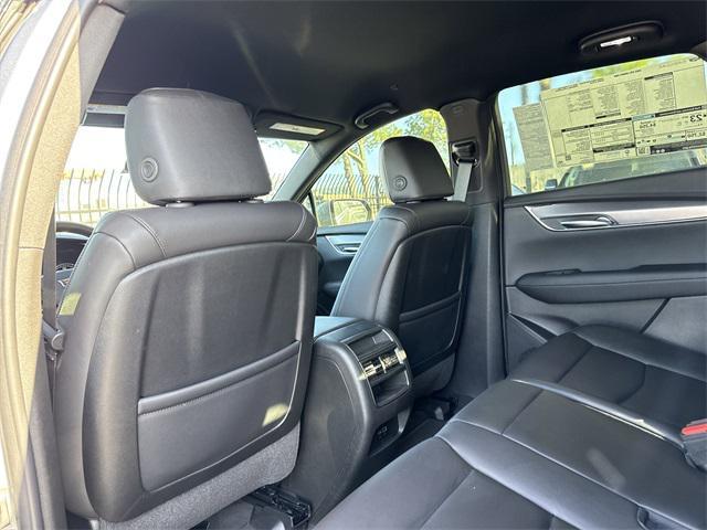 new 2025 Cadillac XT5 car, priced at $47,895