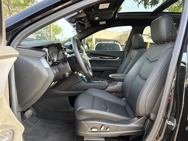 used 2023 Cadillac XT6 car, priced at $43,700
