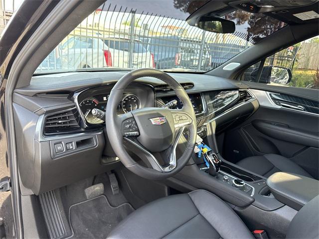 used 2023 Cadillac XT6 car, priced at $43,700