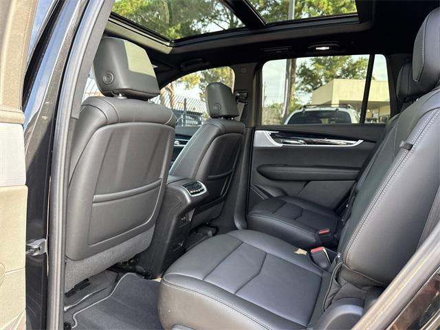 used 2023 Cadillac XT6 car, priced at $43,700