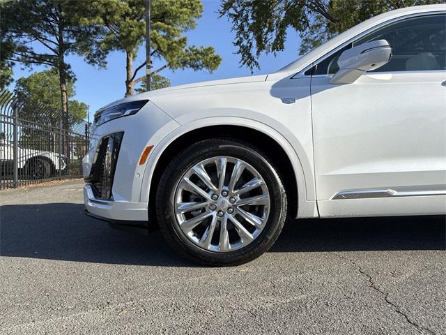 new 2025 Cadillac XT6 car, priced at $63,215