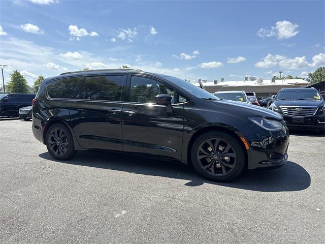 used 2020 Chrysler Pacifica car, priced at $18,600