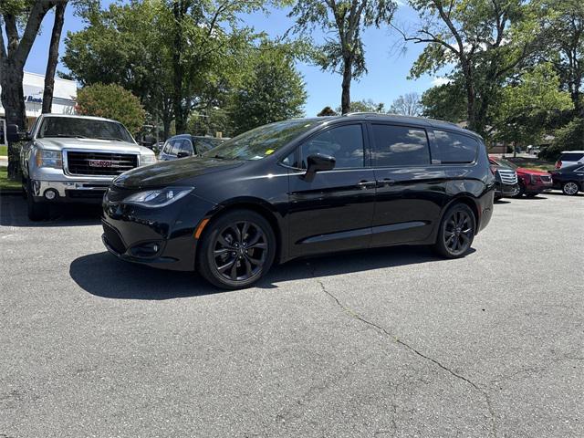 used 2020 Chrysler Pacifica car, priced at $18,600
