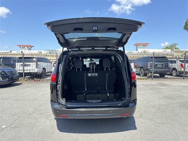 used 2020 Chrysler Pacifica car, priced at $18,600