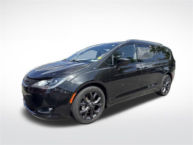 used 2020 Chrysler Pacifica car, priced at $18,600