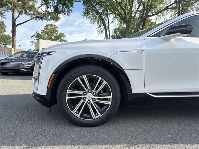 new 2025 Cadillac LYRIQ car, priced at $61,710