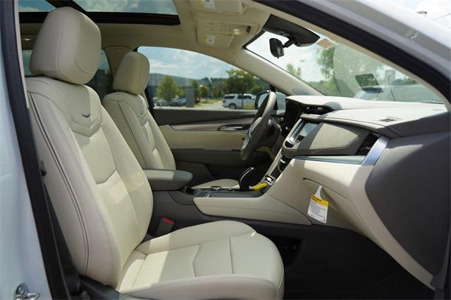 new 2025 Cadillac XT5 car, priced at $59,370