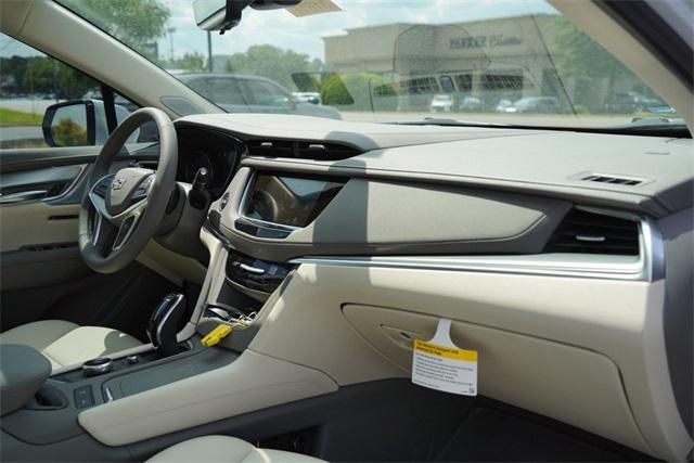 new 2025 Cadillac XT5 car, priced at $59,370
