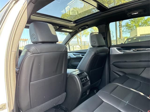 new 2025 Cadillac XT5 car, priced at $57,490