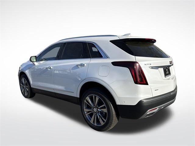 new 2025 Cadillac XT5 car, priced at $57,490