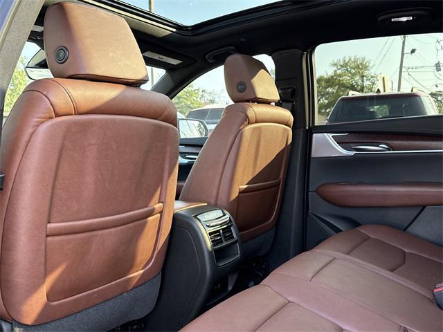 used 2024 Cadillac XT5 car, priced at $44,800