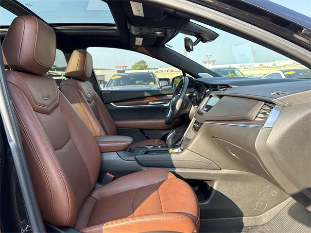 used 2024 Cadillac XT5 car, priced at $44,800