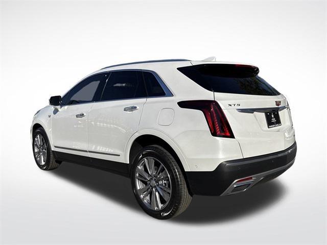 new 2025 Cadillac XT5 car, priced at $59,045