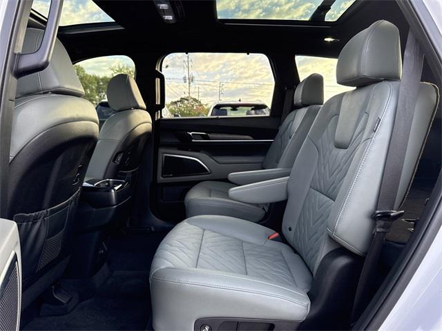 used 2024 Kia Telluride car, priced at $42,860