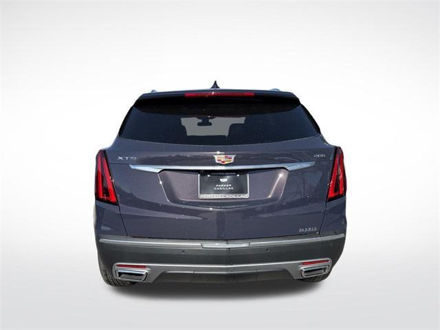 new 2025 Cadillac XT5 car, priced at $54,215