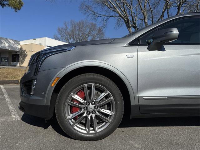 new 2025 Cadillac XT5 car, priced at $62,165