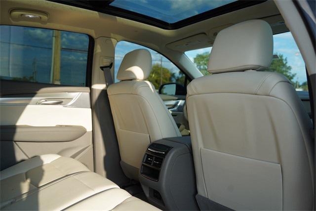 new 2025 Cadillac XT5 car, priced at $59,310