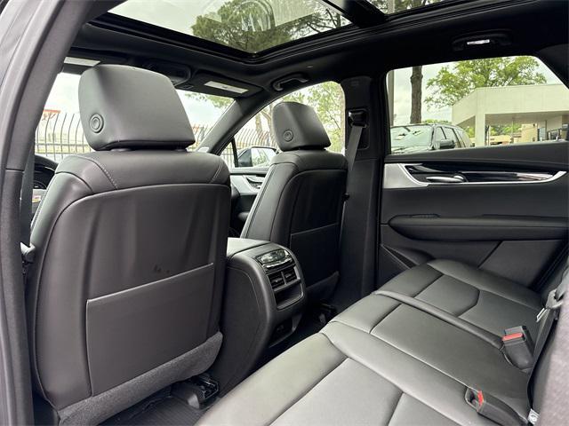 new 2025 Cadillac XT5 car, priced at $57,920
