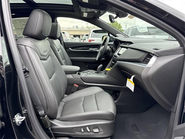 new 2025 Cadillac XT5 car, priced at $57,920