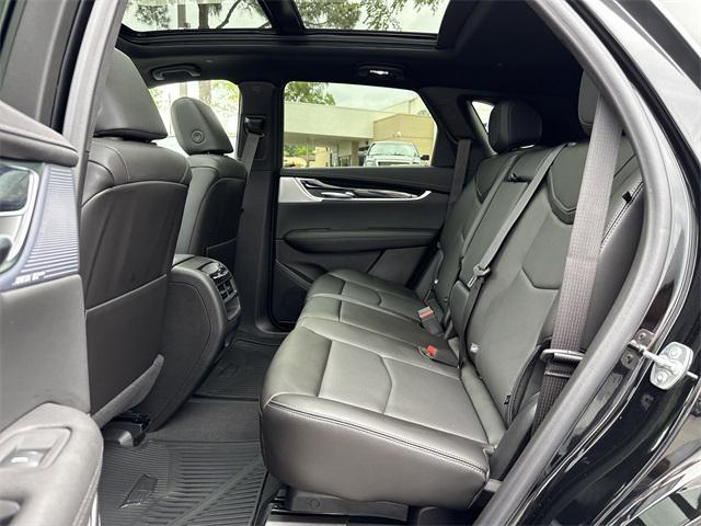 new 2025 Cadillac XT5 car, priced at $57,920
