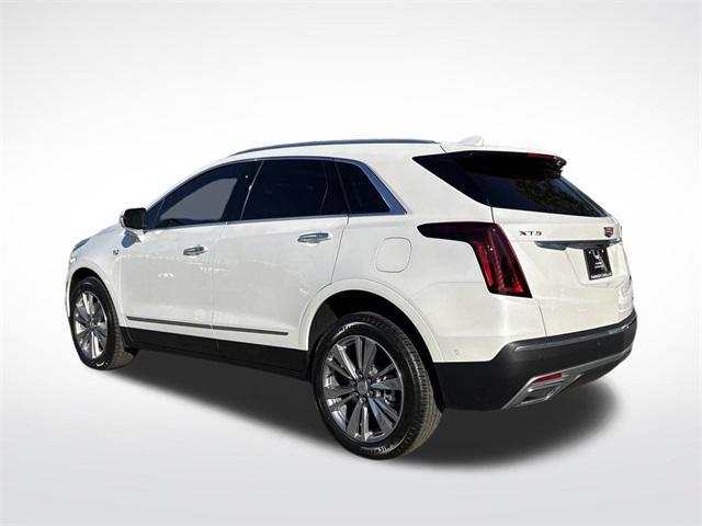 new 2025 Cadillac XT5 car, priced at $59,045