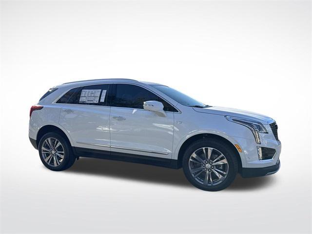 new 2025 Cadillac XT5 car, priced at $59,045