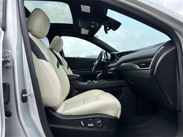 used 2021 Cadillac XT4 car, priced at $29,800