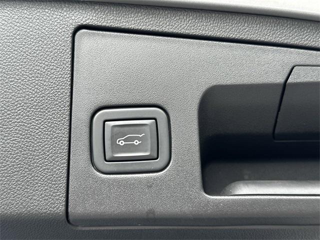 used 2021 Cadillac XT4 car, priced at $29,800