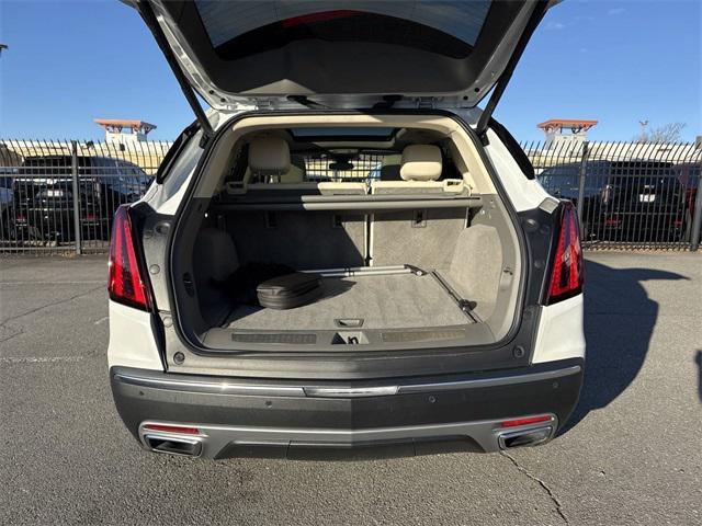 used 2023 Cadillac XT5 car, priced at $36,700