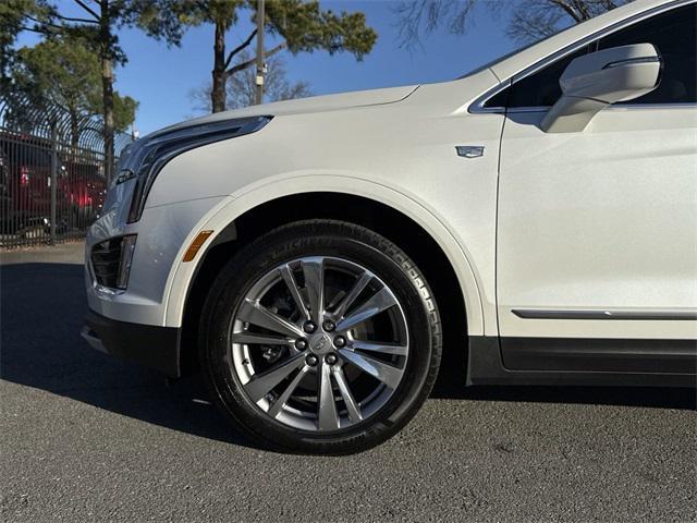 used 2023 Cadillac XT5 car, priced at $36,700