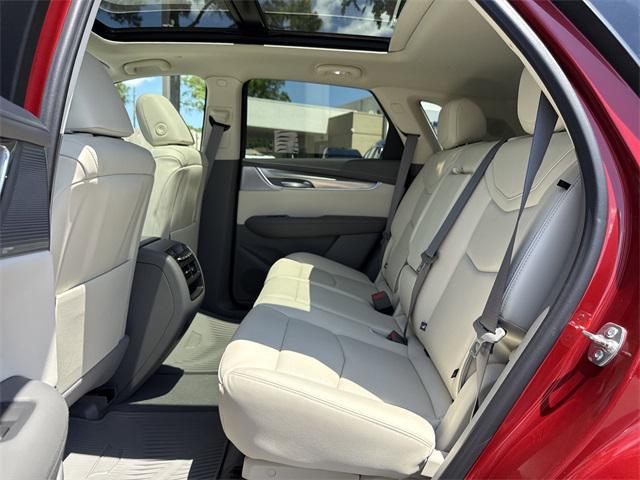 new 2025 Cadillac XT5 car, priced at $58,620