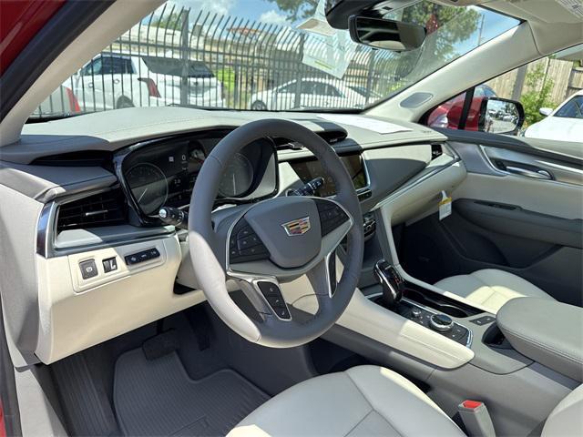 new 2025 Cadillac XT5 car, priced at $58,620