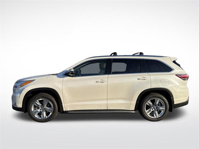 used 2016 Toyota Highlander car, priced at $22,700