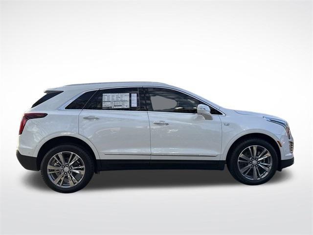 new 2025 Cadillac XT5 car, priced at $59,045