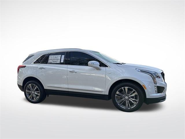 new 2025 Cadillac XT5 car, priced at $59,045