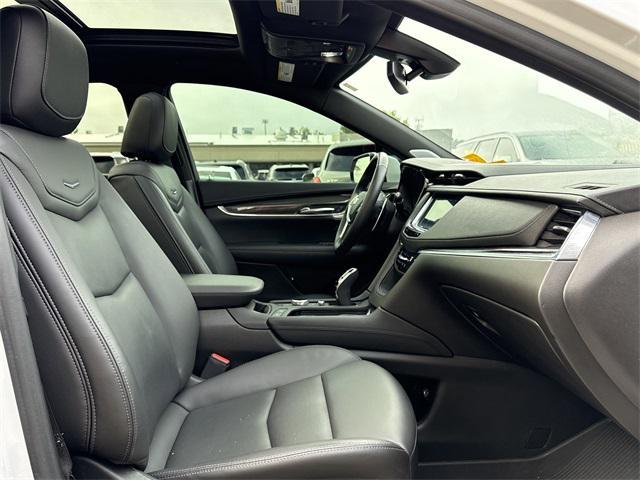 used 2022 Cadillac XT5 car, priced at $29,800