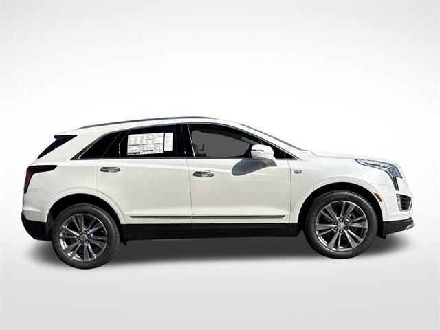 new 2025 Cadillac XT5 car, priced at $56,148