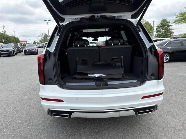 new 2025 Cadillac XT6 car, priced at $52,115