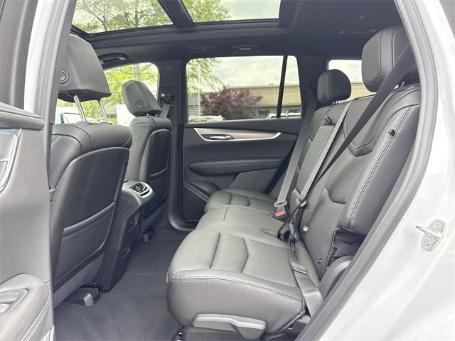 new 2025 Cadillac XT6 car, priced at $52,115