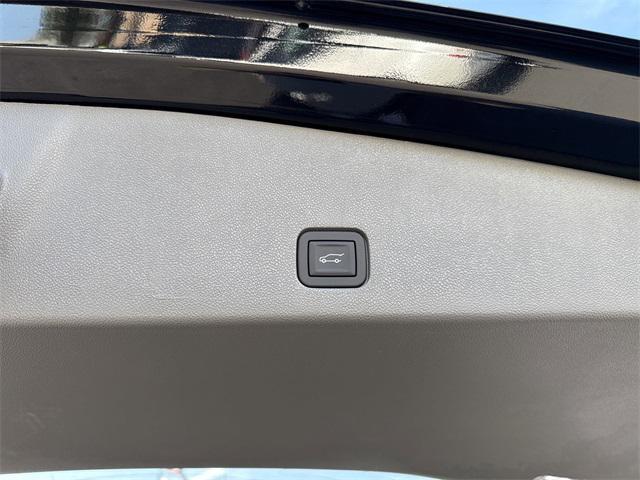 new 2025 Cadillac XT6 car, priced at $62,910