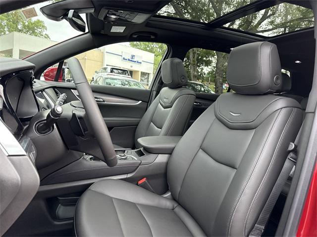 new 2025 Cadillac XT6 car, priced at $52,210
