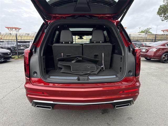 new 2025 Cadillac XT6 car, priced at $52,210