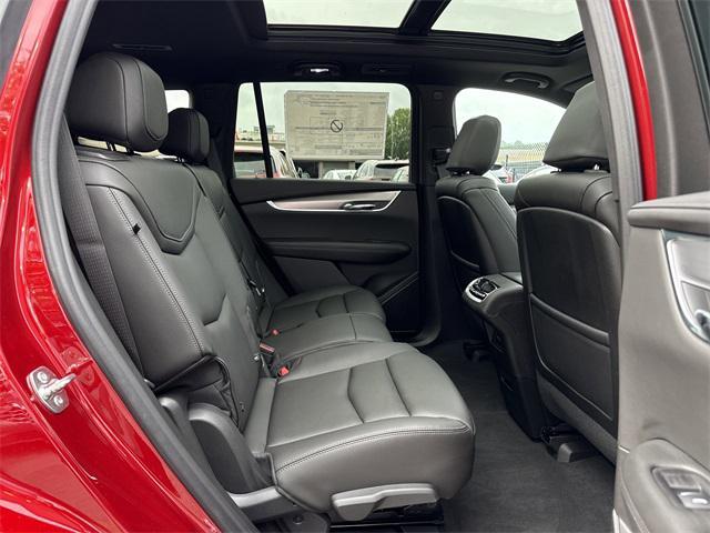 new 2025 Cadillac XT6 car, priced at $52,210