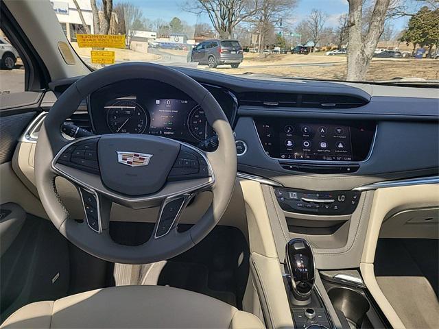 used 2022 Cadillac XT5 car, priced at $32,600