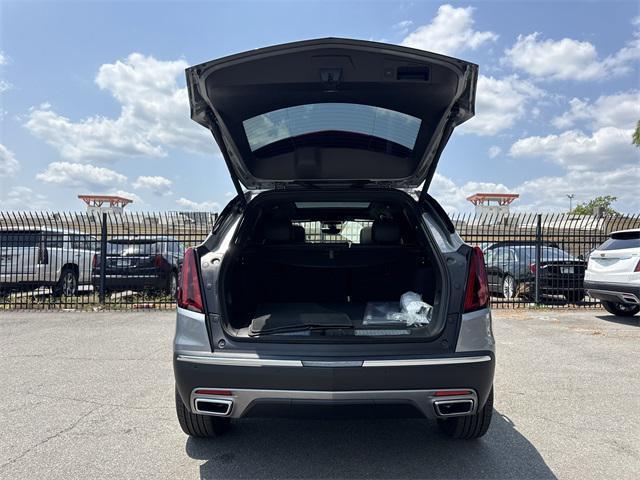 new 2025 Cadillac XT5 car, priced at $59,390
