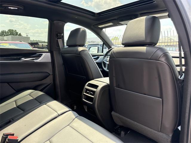 new 2025 Cadillac XT5 car, priced at $59,390