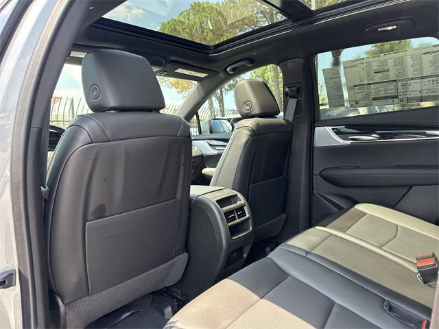 new 2025 Cadillac XT5 car, priced at $59,390