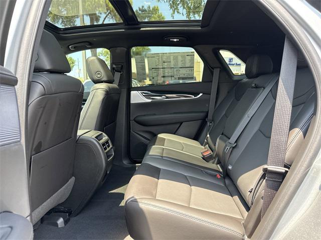 new 2025 Cadillac XT5 car, priced at $59,390