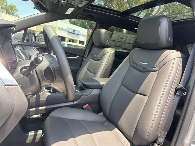 new 2025 Cadillac XT5 car, priced at $59,390